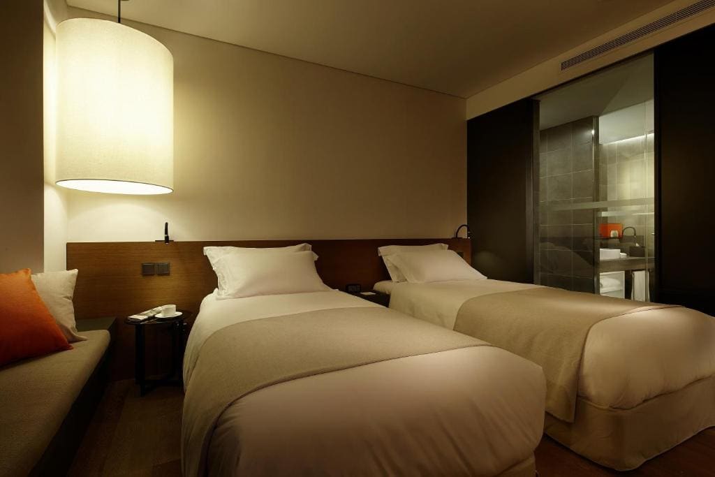 Standard Twin Room room - Image 1