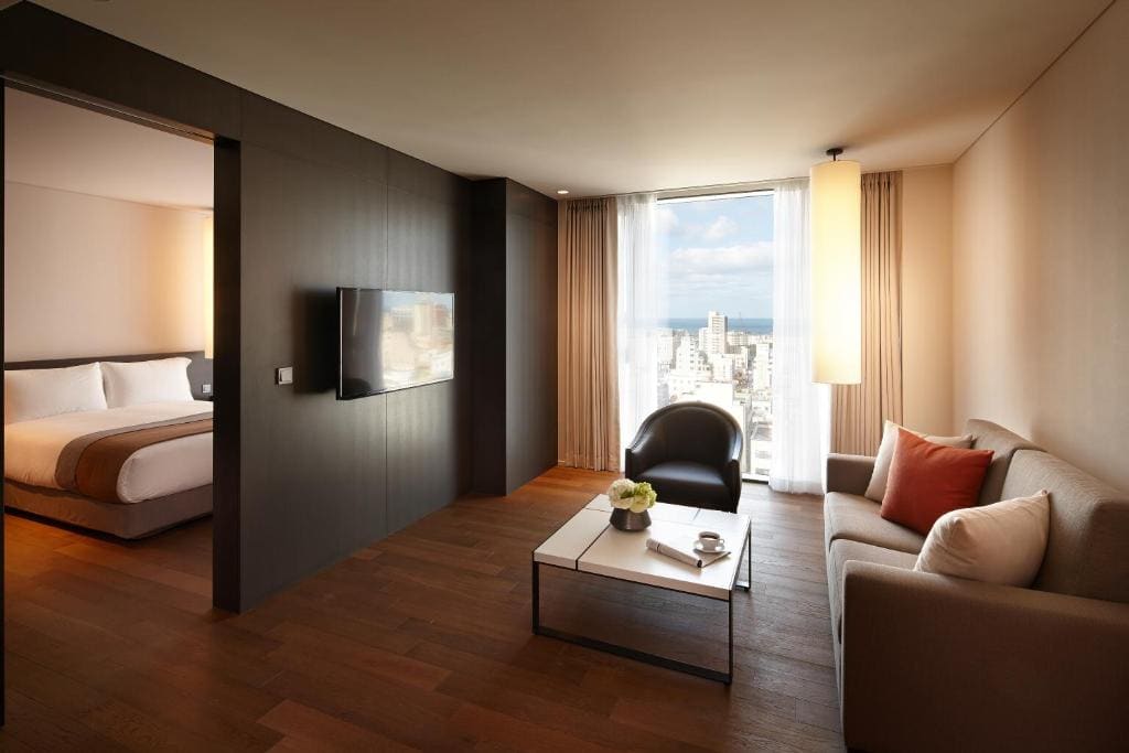 Grand Room room - Image 3