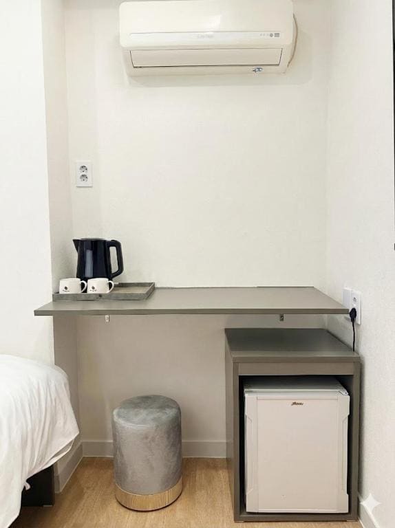 Double Room with Private Bathroom room - Image 3