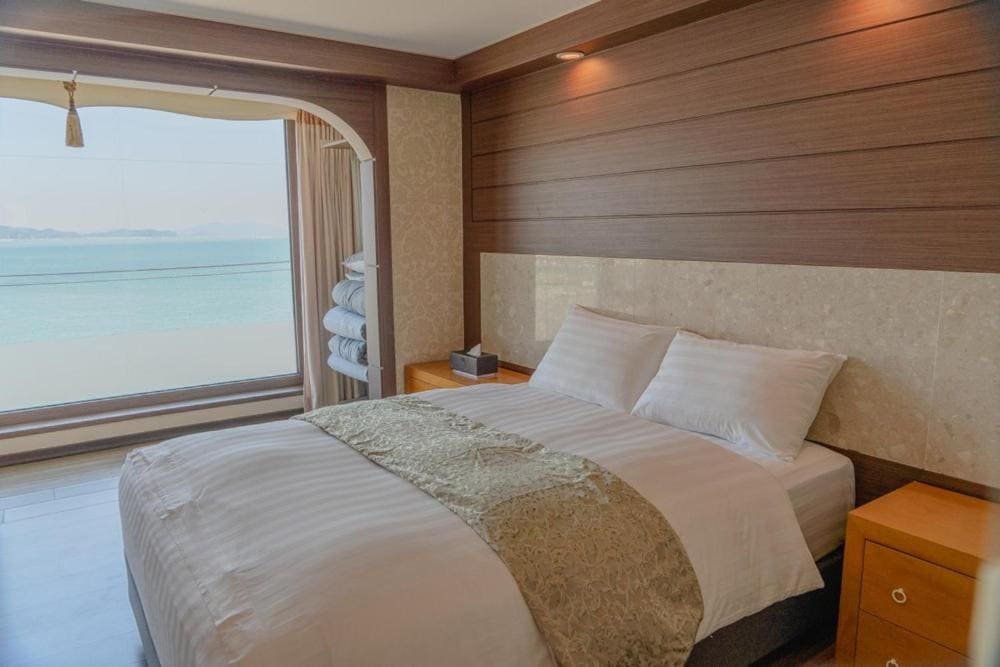 Quadruple Room room - Image 3