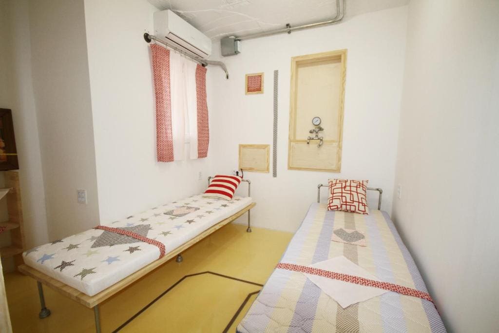 Double or Twin Room with Shared Bathroom room - Image 1