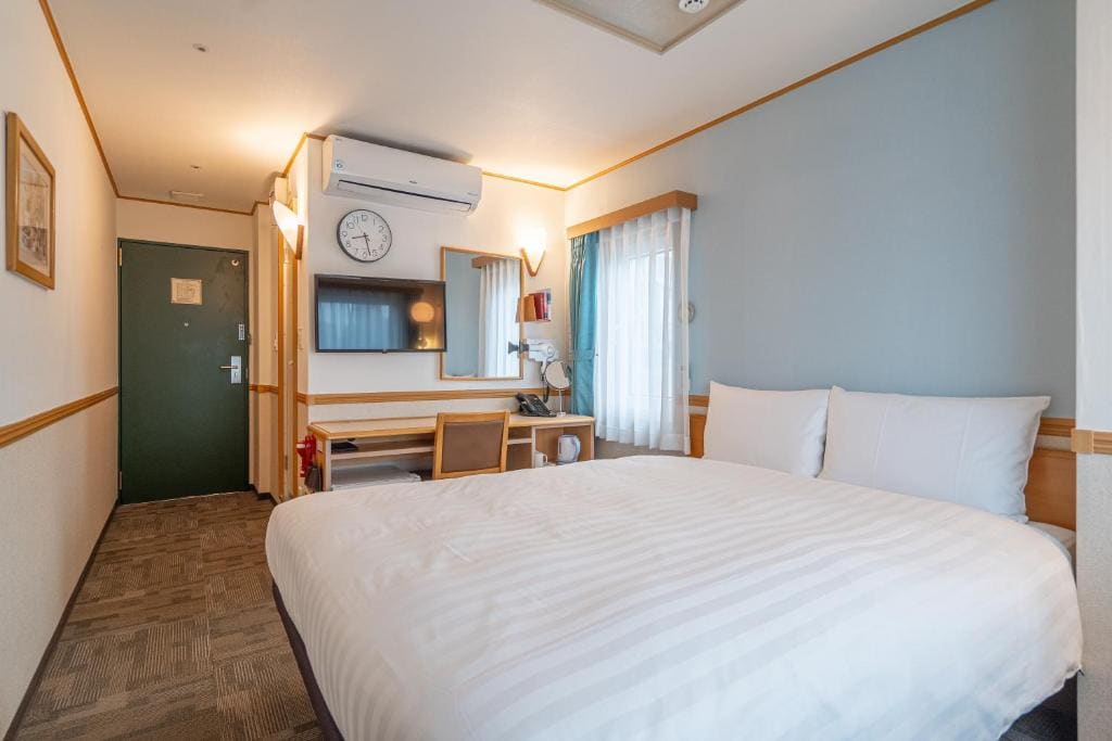 Double Room - Non-Smoking room - Image 2