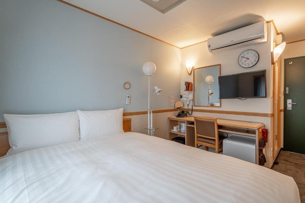 Mini Double Room - Non-Smoking room - Image 2