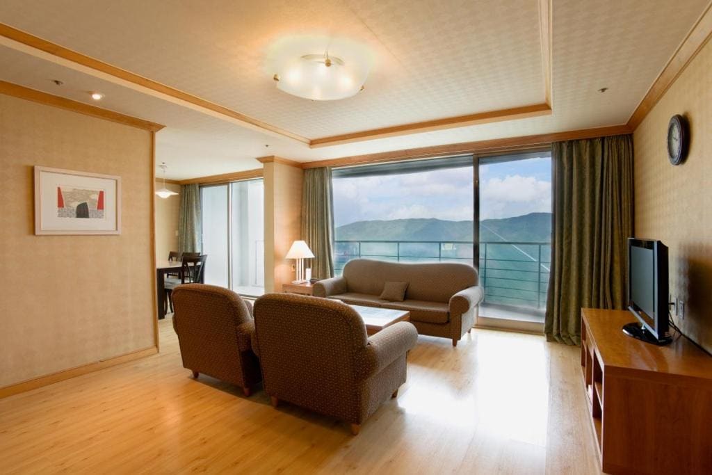 Luxury B room - Image 3