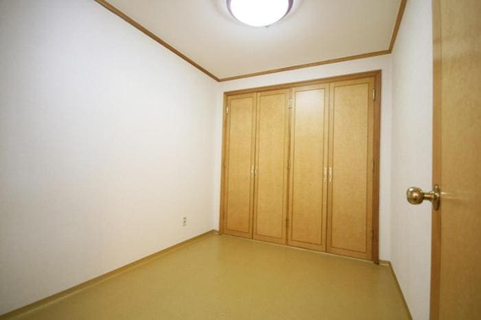 Family Room room - Image 1