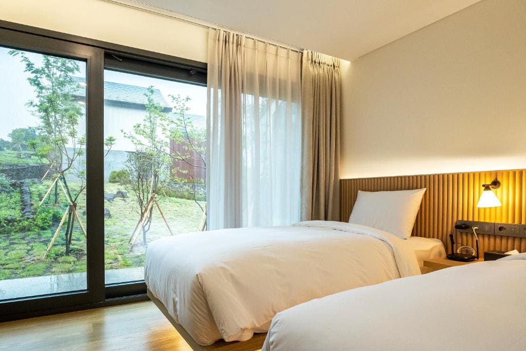 Special offer - Garden Suite with Early check-in at 13:00 and Late check-out at 12:00 room - Image 2