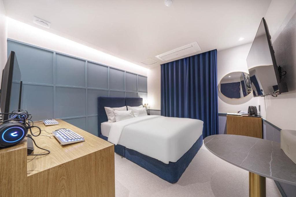 Deluxe Double Room room - Image 1
