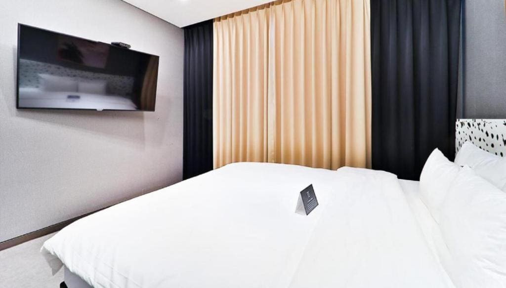 Standard Double Room room - Image 2