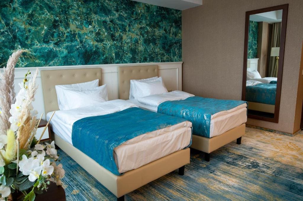 Standard Queen Room - Non-Smoking room - Image 3