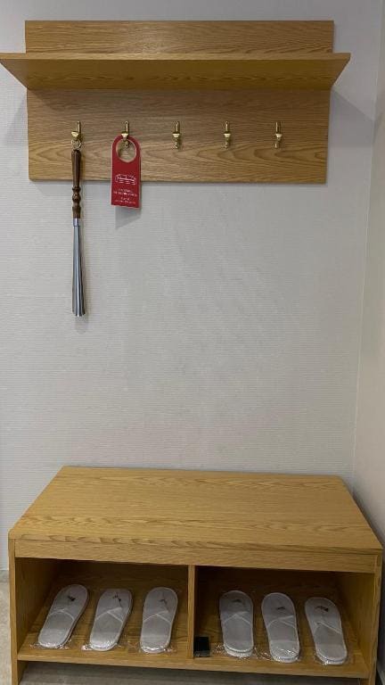 Deluxe Quadruple Room room - Image 1