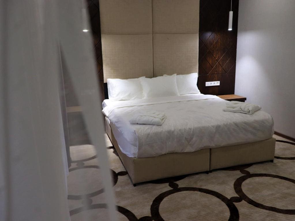 Suite room - Image 2
