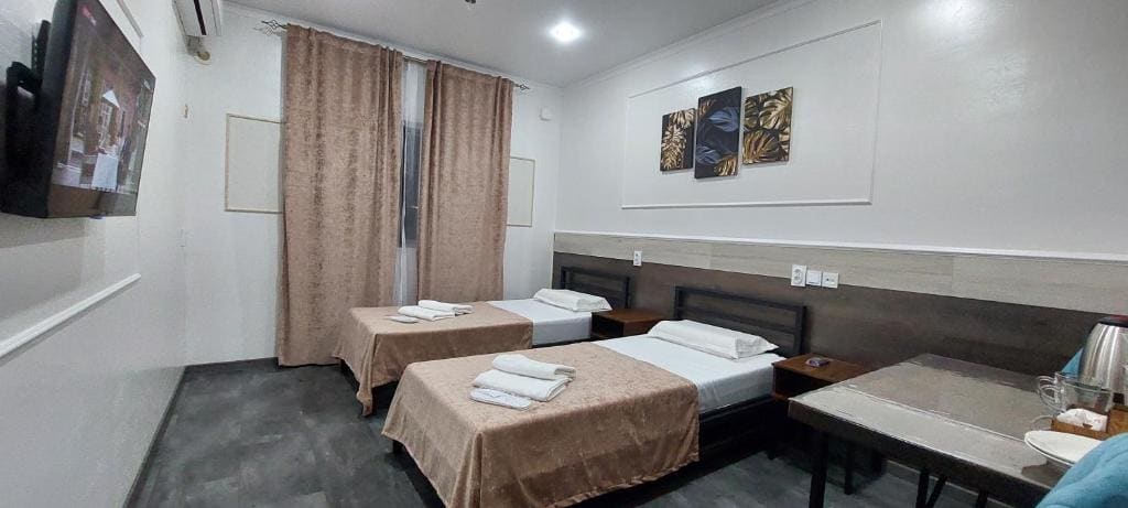 Standard Twin Room room - Image 2