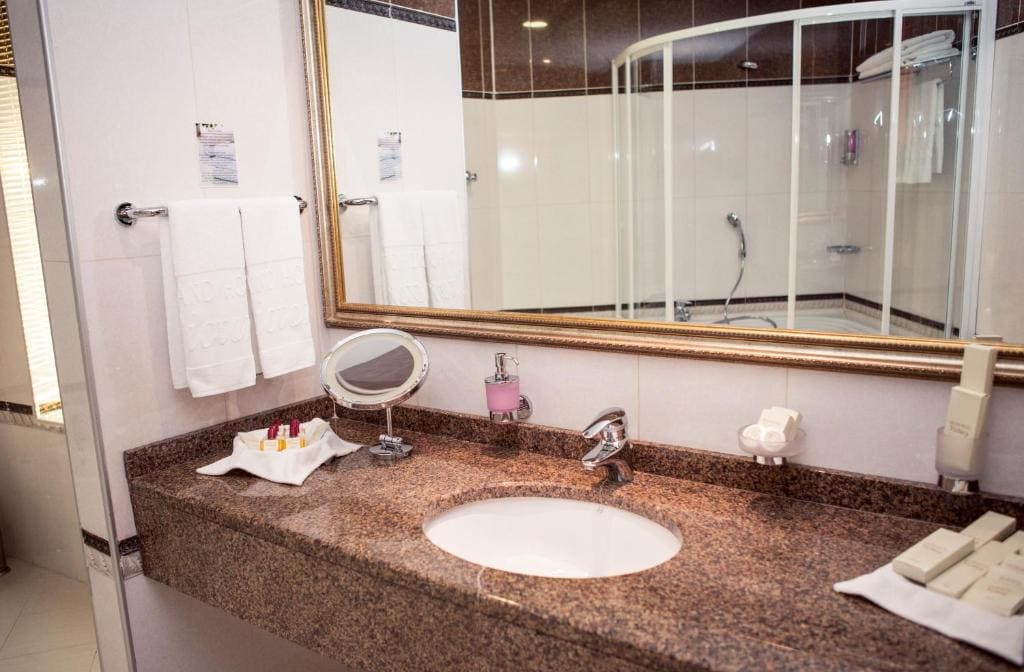 Suite room - Image 2