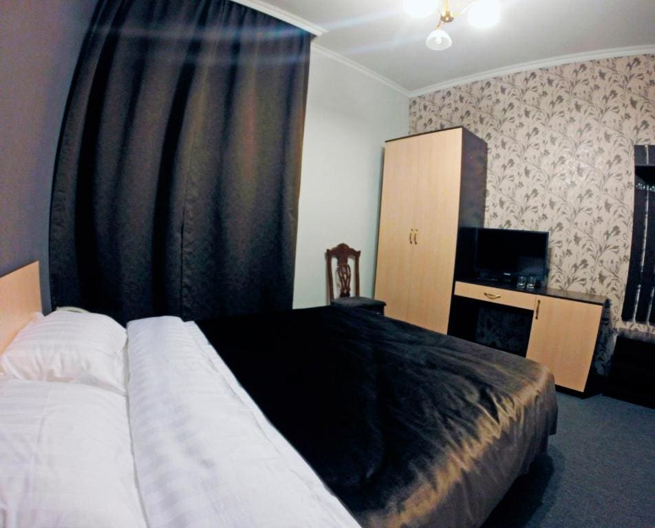 Standard Double Room room - Image 2