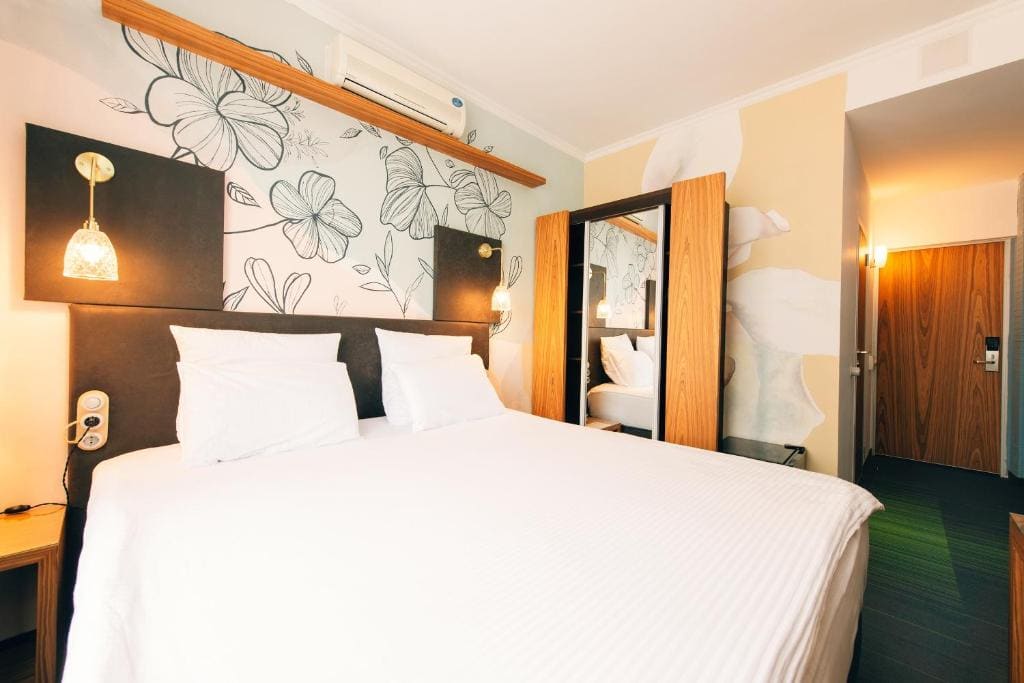 Standard Double Room room - Image 3