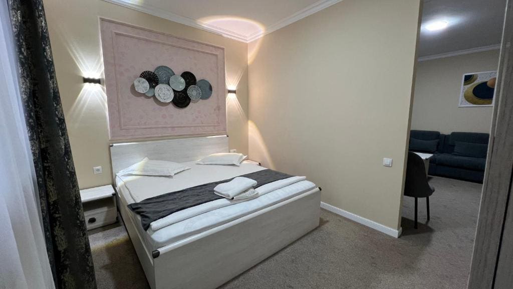 Superior Suite room - Image 3