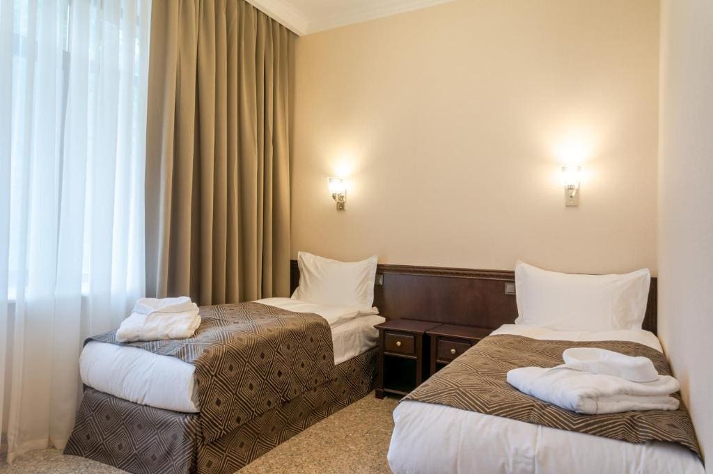 Standard Double Room room - Image 2