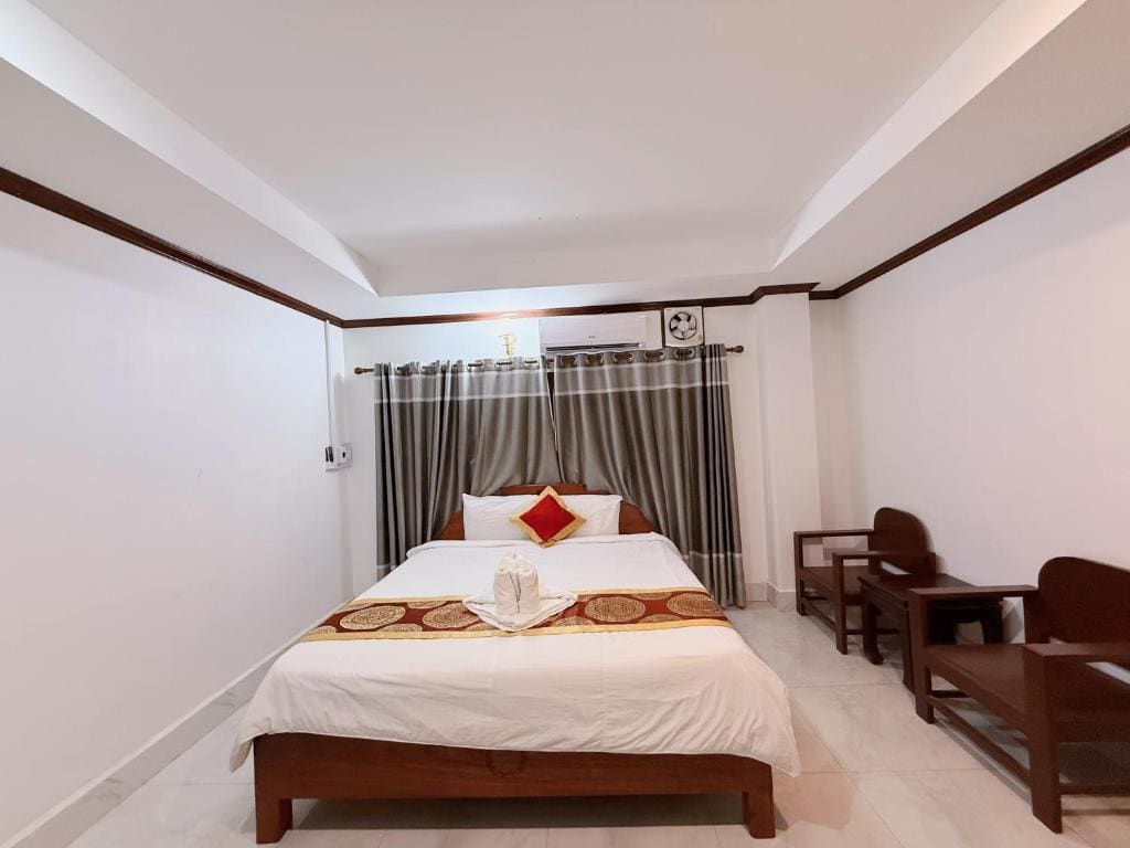 King Room room - Image 1