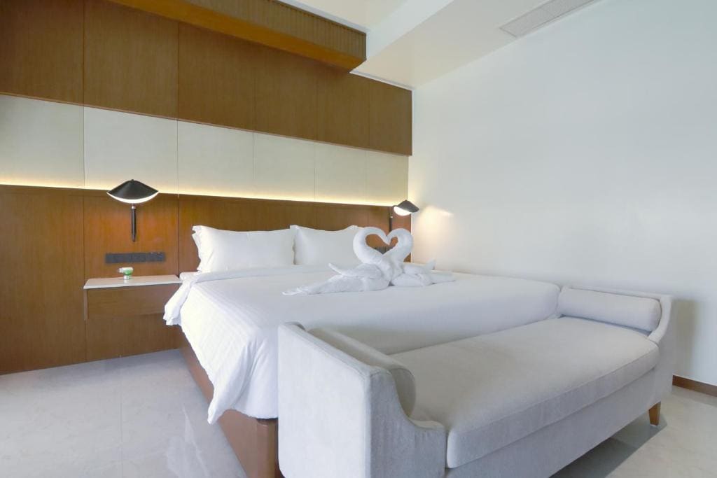 Superior Twin Room room - Image 3