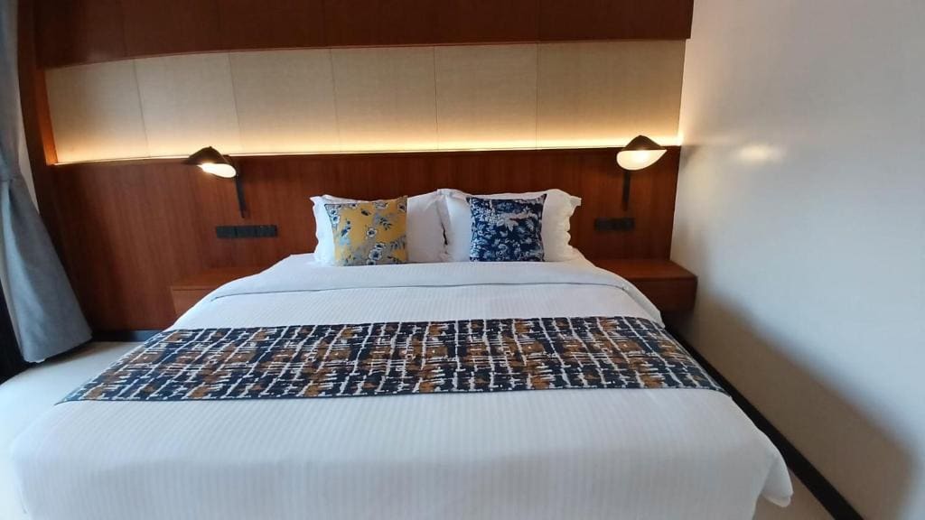 King Suite room - Image 3