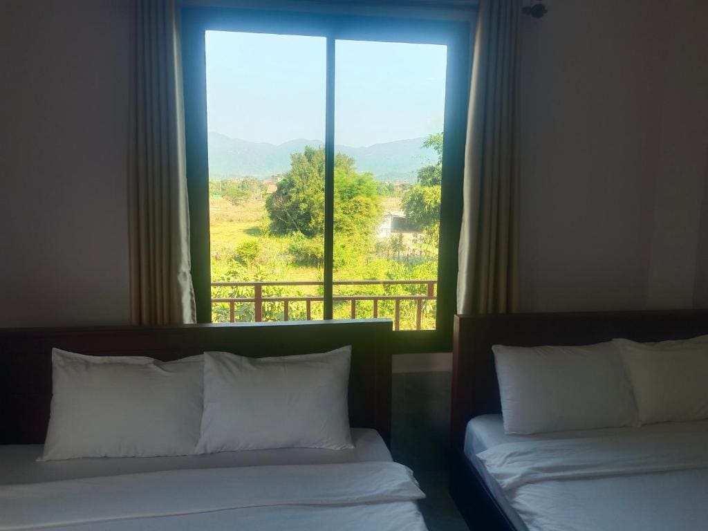 Deluxe Twin Room room - Image 1