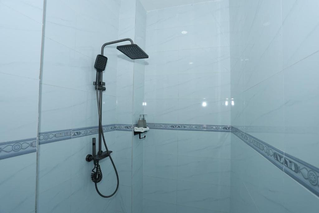 Deluxe Double Room with Balcony room - Image 3