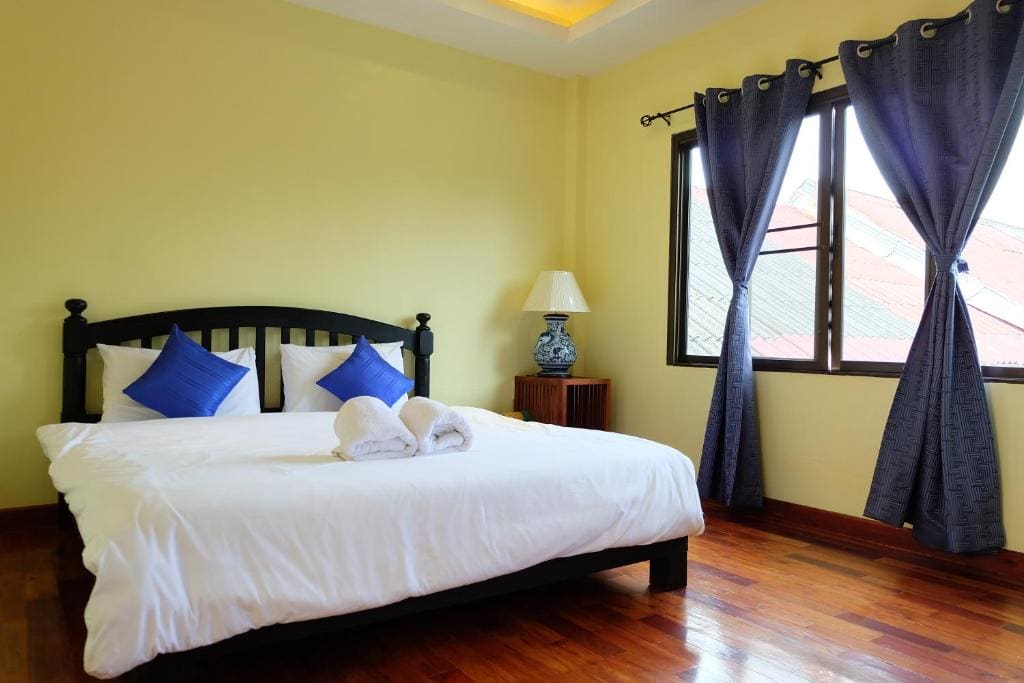 Queen Room room - Image 2