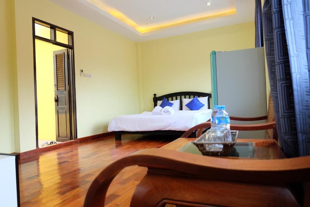 Standard Twin Room room - Image 2