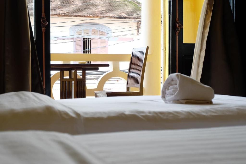Deluxe Twin Room room - Image 2