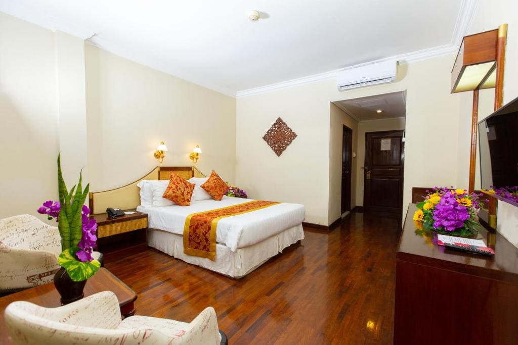 Deluxe Twin Room room - Image 1
