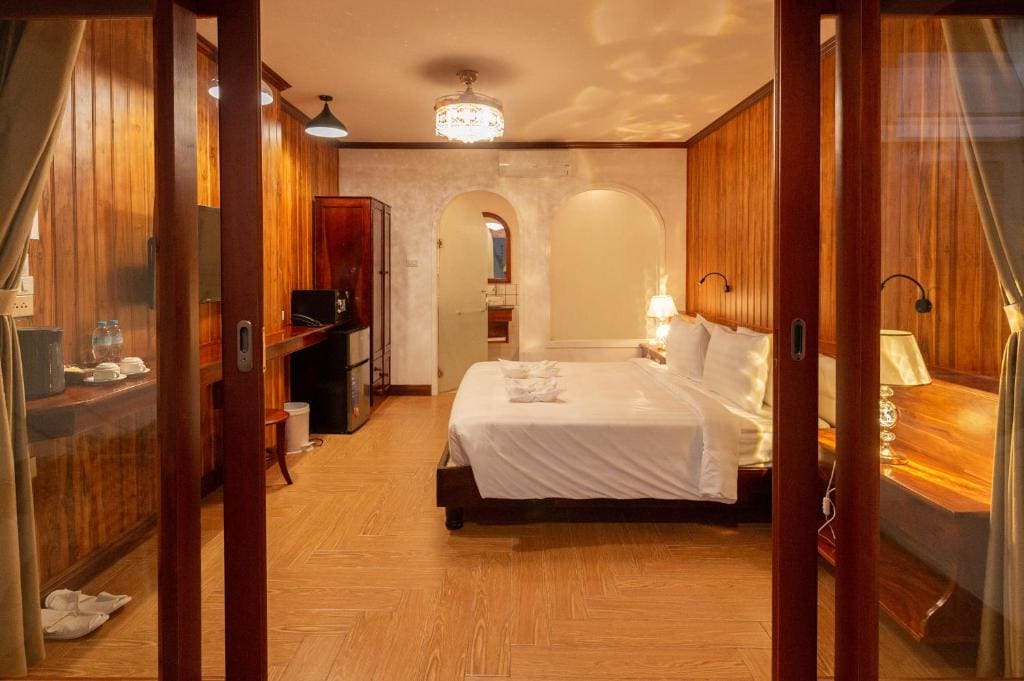 Deluxe Double Room room - Image 3