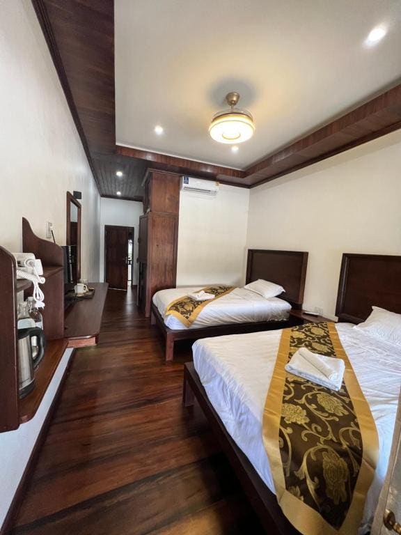 Deluxe Twin Room With Balcony Riverview room - Image 1