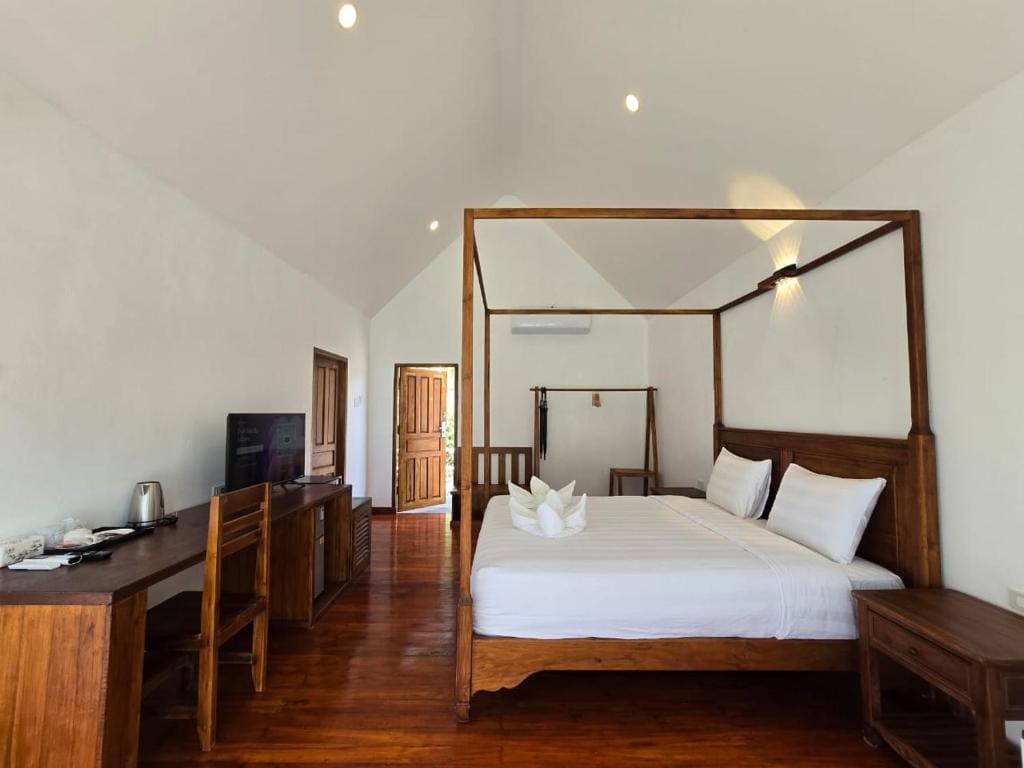 One-Bedroom Villa room - Image 2