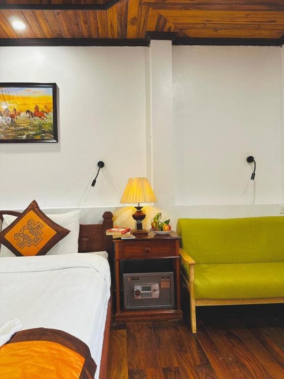 Deluxe Double or Twin Room room - Image 2