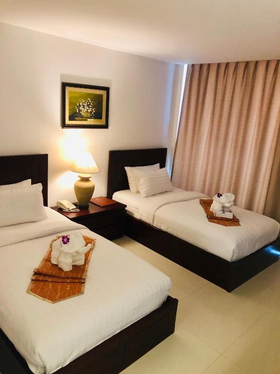 Superior Double or Twin Room room - Image 2