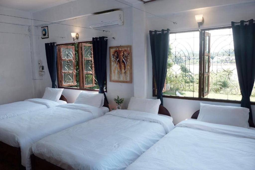 Quadruple Room room - Image 2