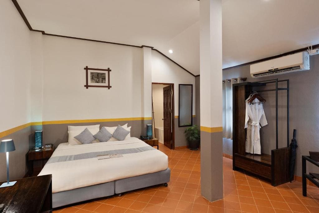 Deluxe Double or Twin Room room - Image 2