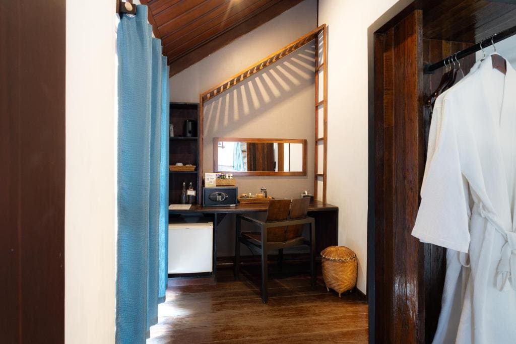 Superior Double or Twin Room room - Image 2