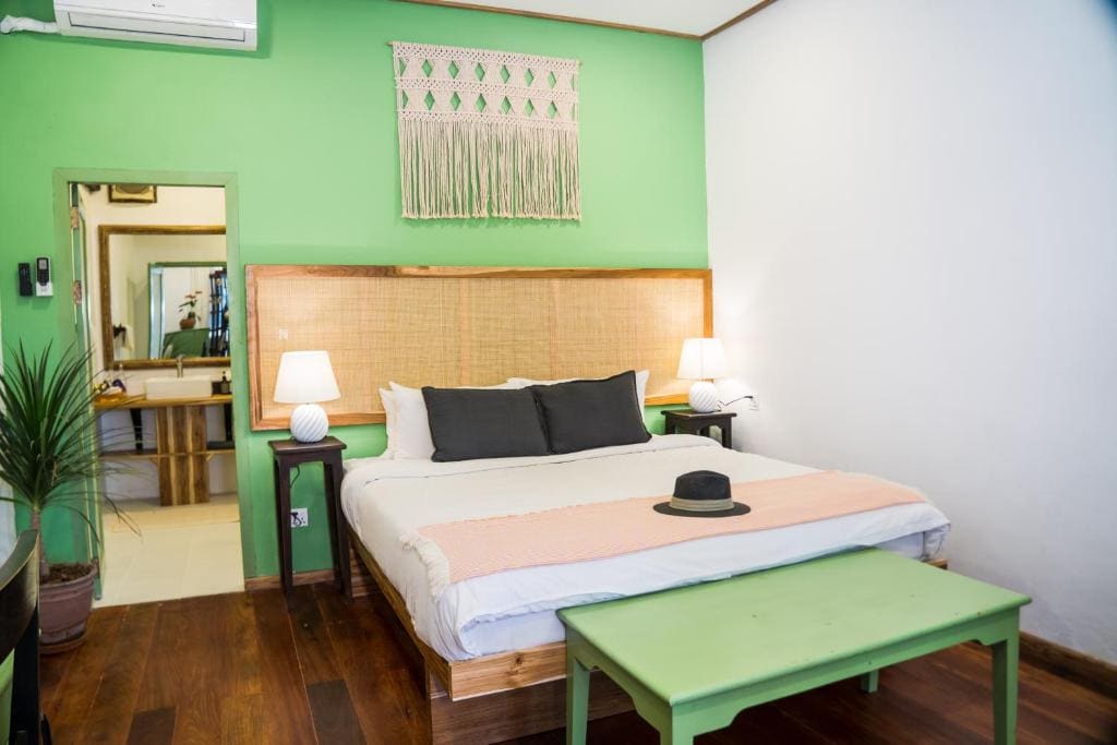 Standard Double or Twin Room room - Image 3