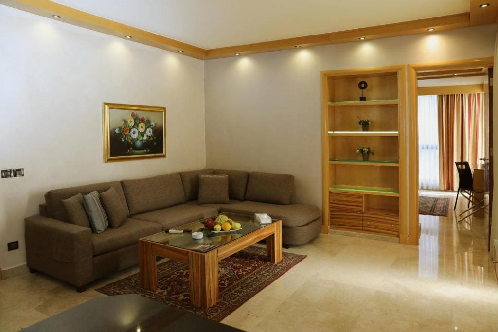 Executive Suite room - Image 3