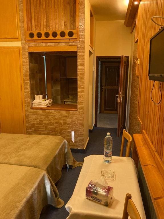 Basic Triple Room room - Image 2