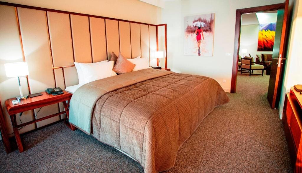 Deluxe Room with Sea View room - Image 3