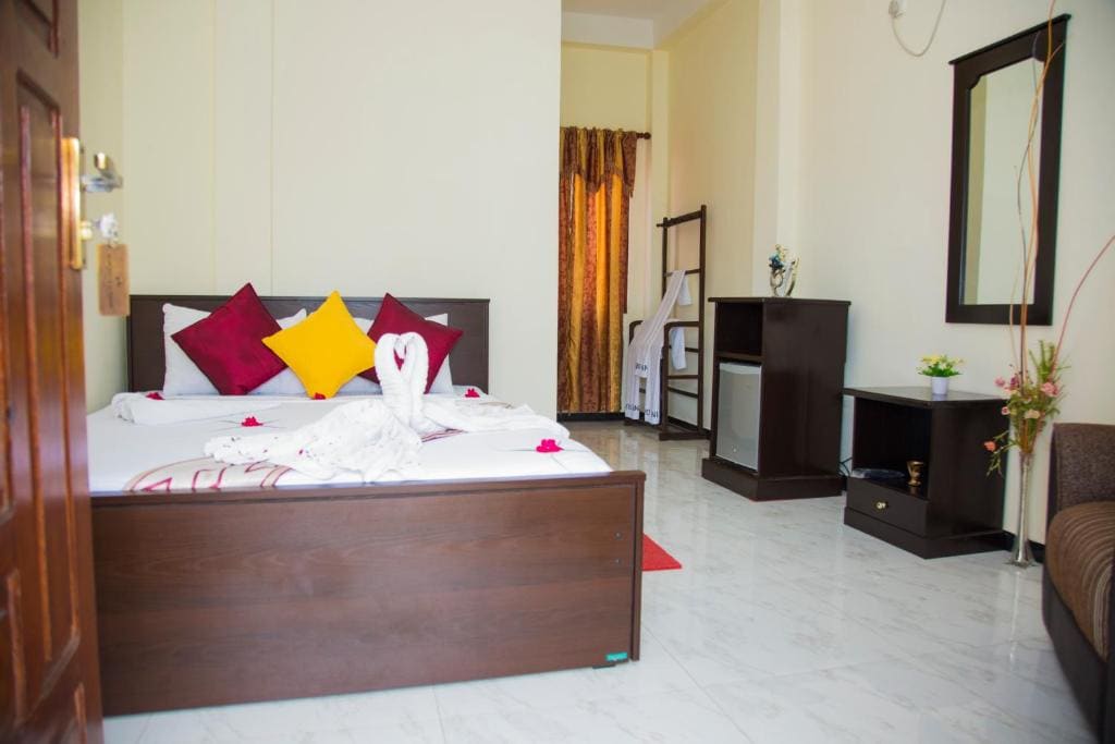 Deluxe Double or Twin Room with Balcony room - Image 1