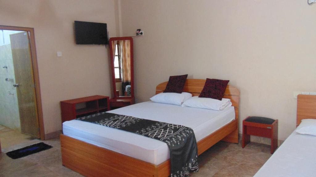 Standard Triple Room room - Image 1