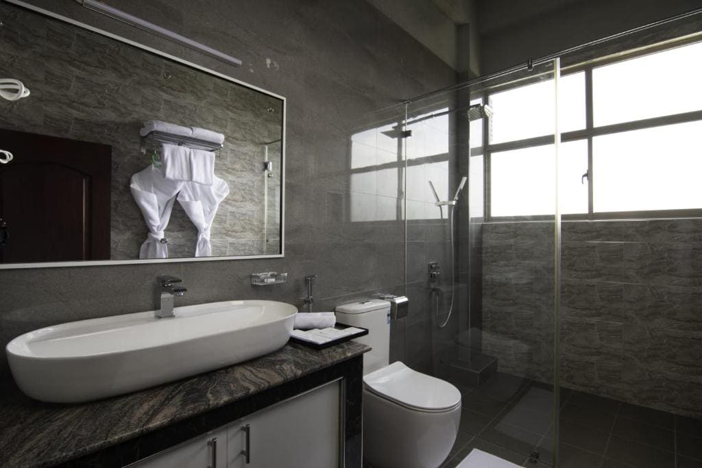 Deluxe Triple Room room - Image 2