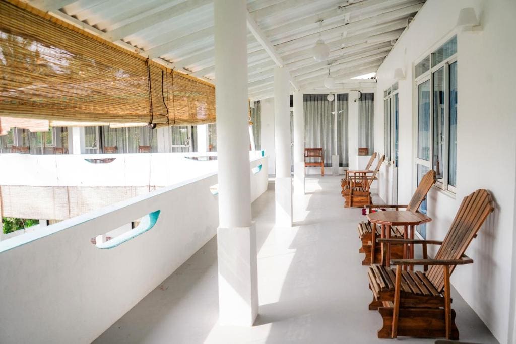 Deluxe Double Room with Sea View room - Image 1