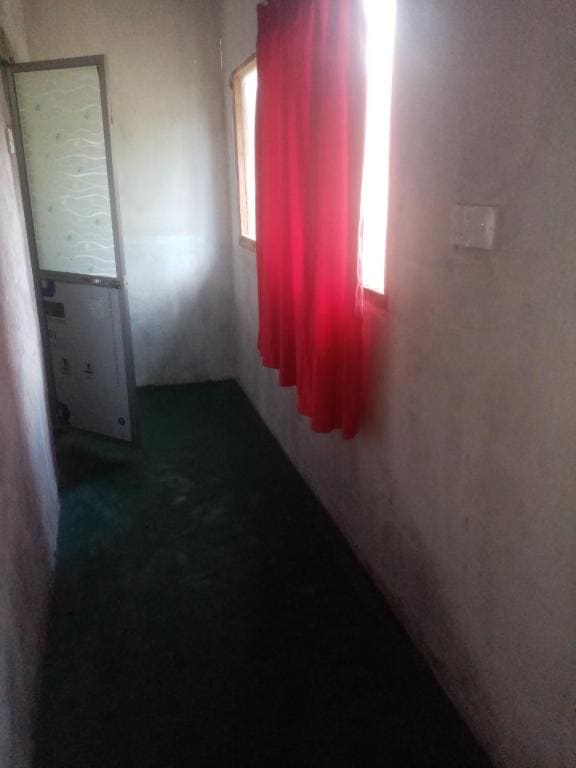 Small Double Room room - Image 3