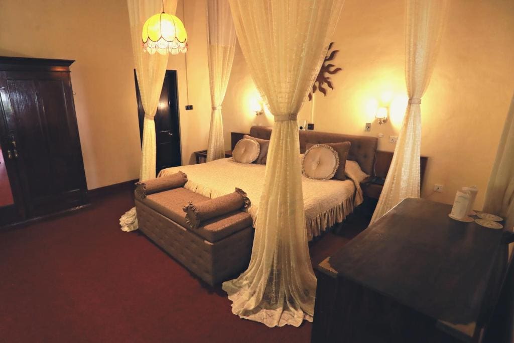 Standard Double or Twin Room + Early check-in/Late check-out on availability + 20% discount on Adisham Bungalow Excursion room - Image 3