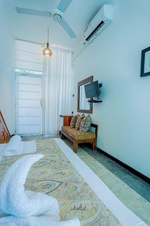 Budget Double Room room - Image 2