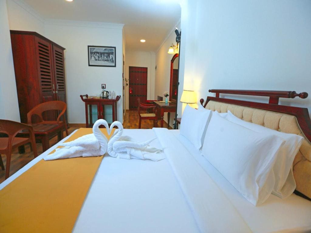 Deluxe Double or Twin Room with Mountain View room - Image 3